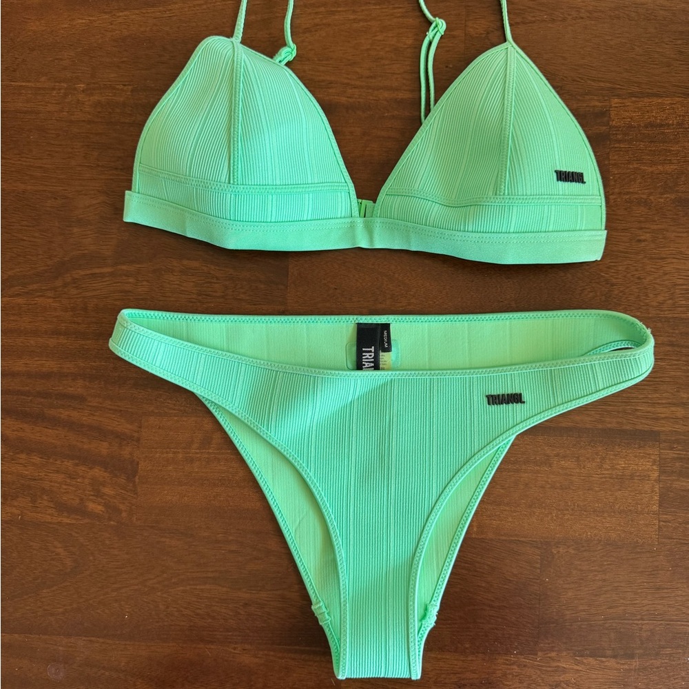 Triangl Bikini